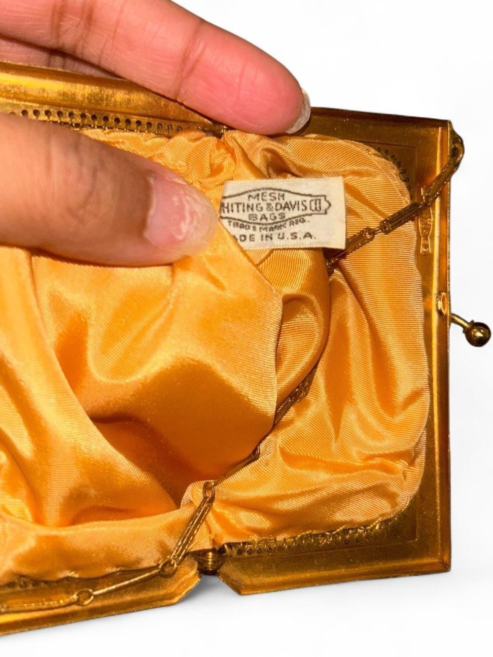 Mesh Whiting & Davis
vintage gold metal mesh evening bag - Picture 3 of 4